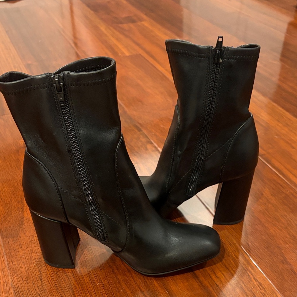 Black Women's Ankle Boots